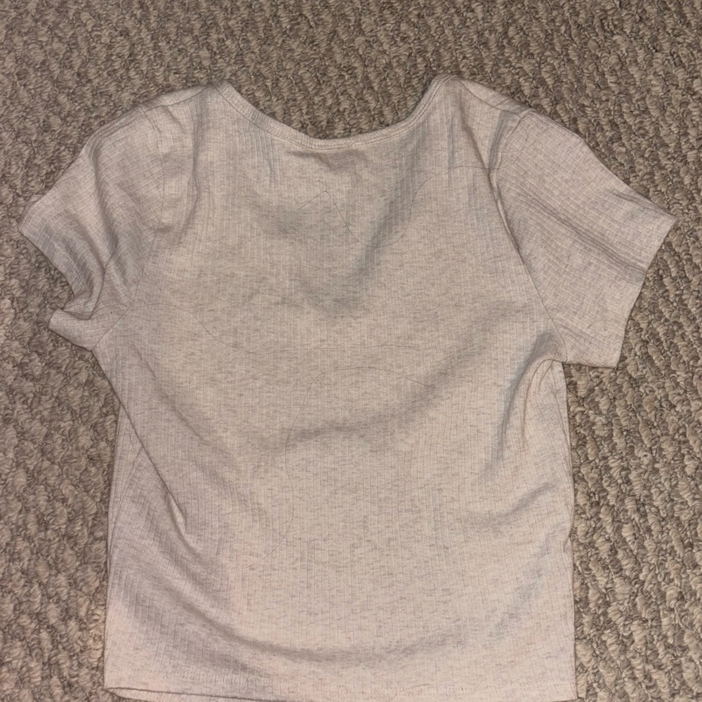 Cream Ribbed V-Neck Crop Top - Picture 3 of 3